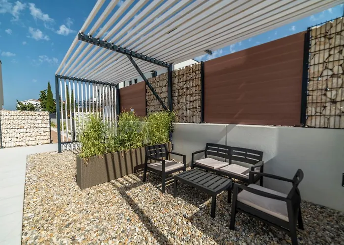 Pinna - Pinna 풀라