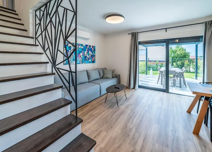 Pinna - Pinna 아파트 풀라