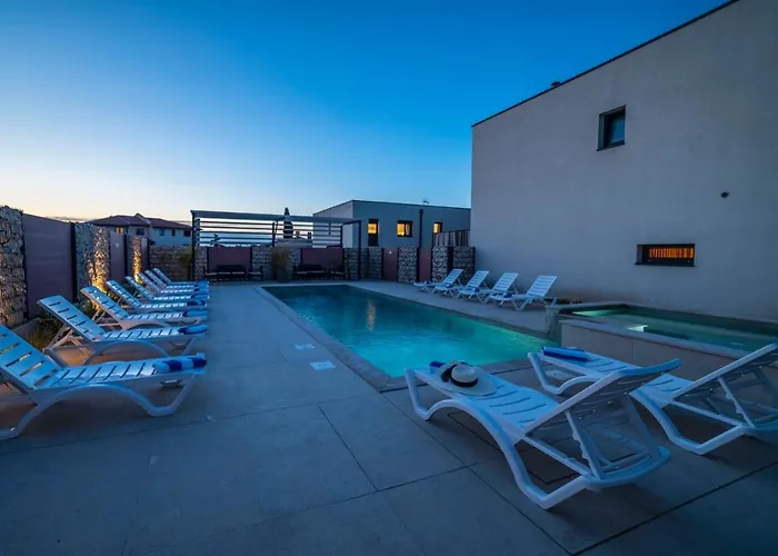 아파트 Pinna - Pinna