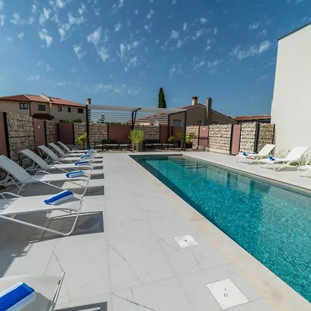Pinna - Pinna Apartment