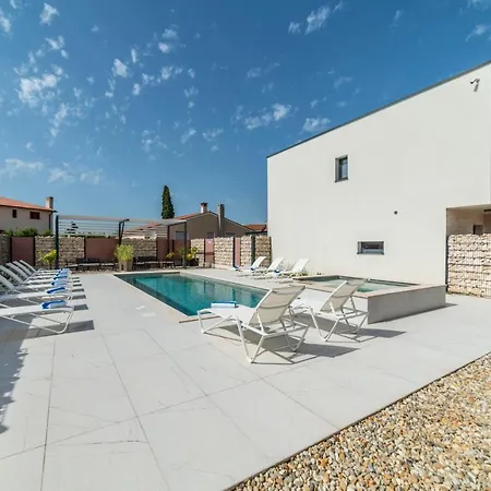 Apartment Pinna - Pinna *