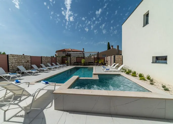 Lejlighed Pinna - Pinna *