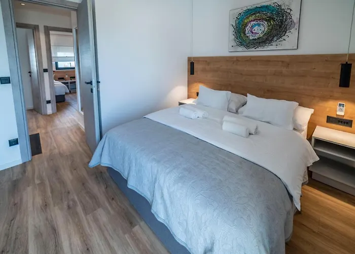 Pinna - Pinna * Pula